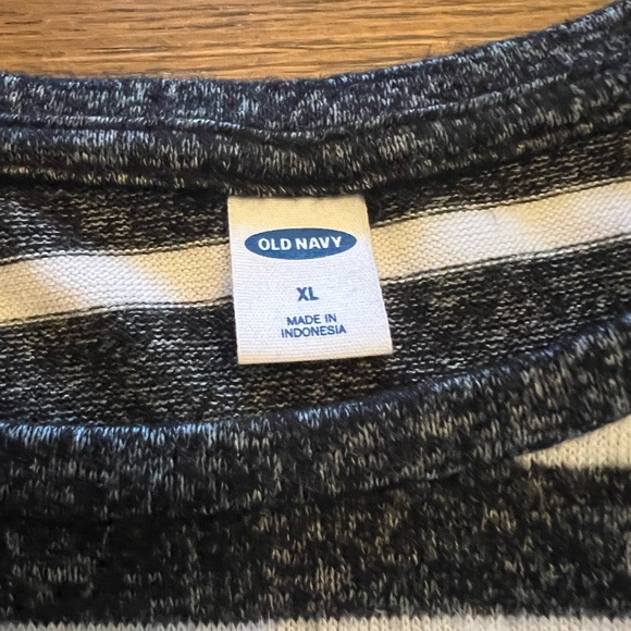 OLD NAVY Black & White Striped Light Sweater - Picture 2 of 2